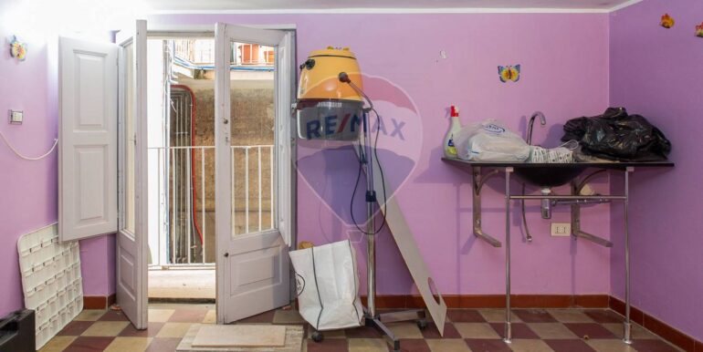 2025102221241-995287-15