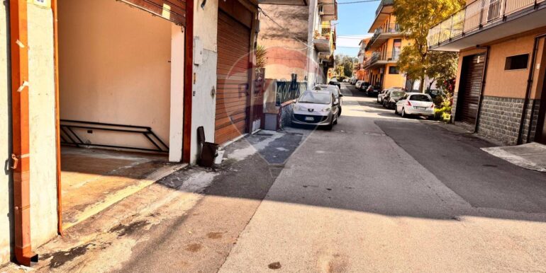 20251023104141-995530-12