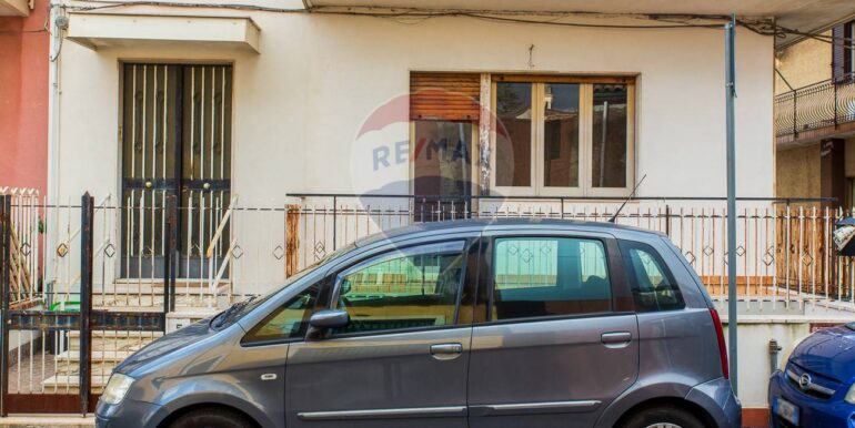 20251023194759-995692-3