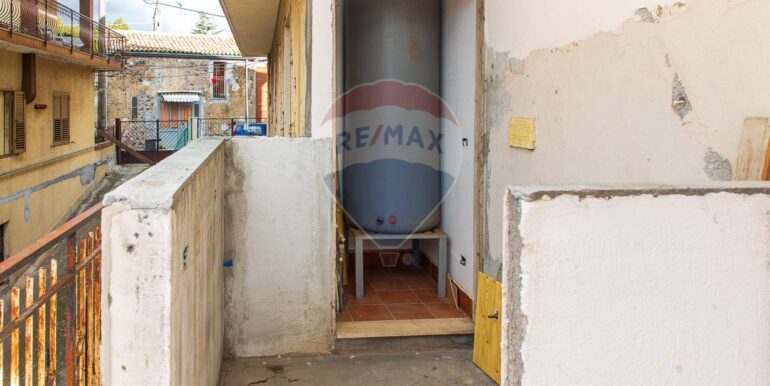 20251023194800-995692-19