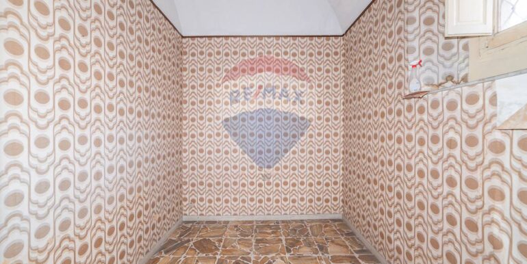 20251024130237-995873-10