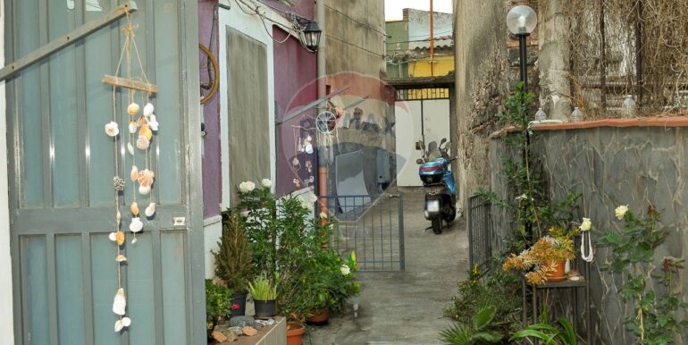 20251024133930-995895-4