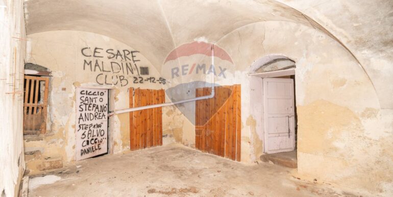 20251024192325-996012-1