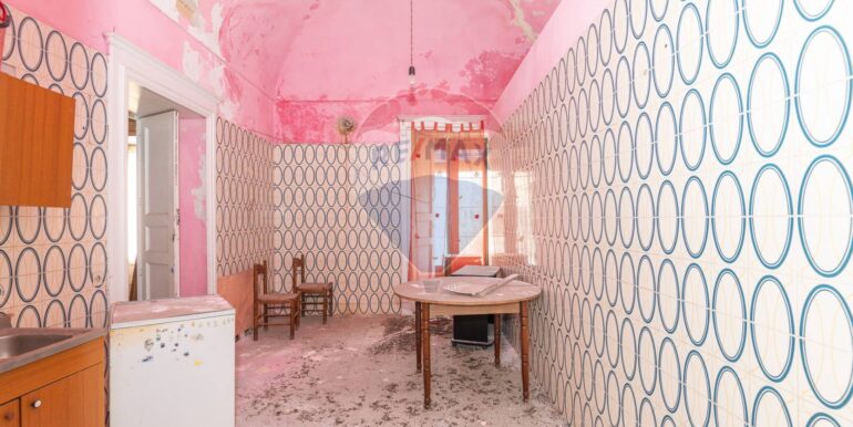 20251024192326-996012-4