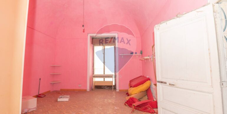 20251024192326-996012-6