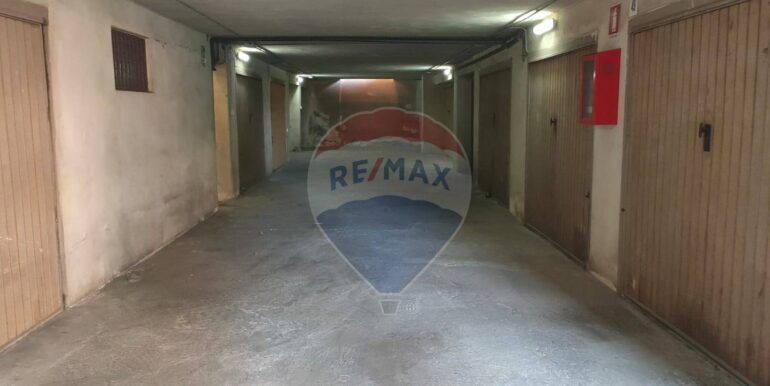 2025102494500-995712-23