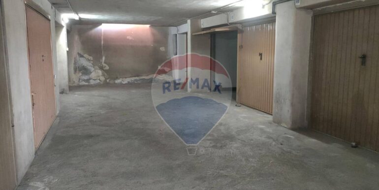 2025102494500-995712-31