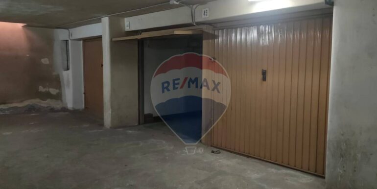 2025102494501-995712-34