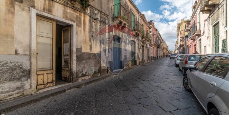 20251025120953-996030-3