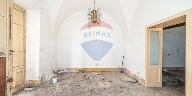 20251025121002-996030-7