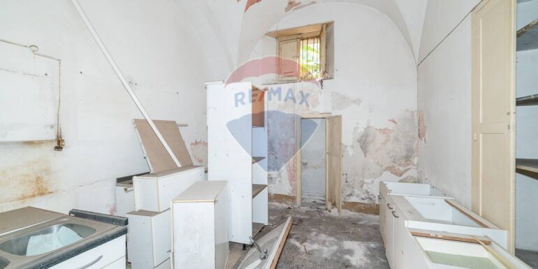 20251025121020-996030-15