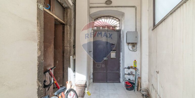 20251025121032-996030-21