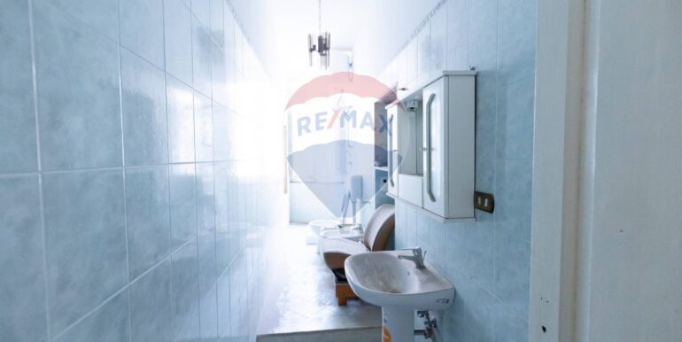 20251025124251-996087-9