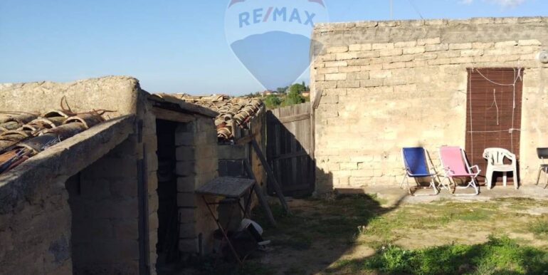 20251025171133-996082-6