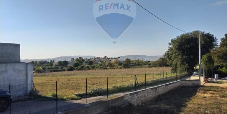 20251025171135-996082-7