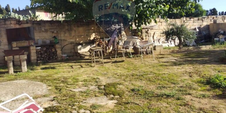 20251025171137-996082-8