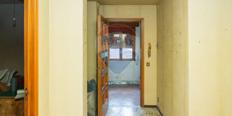 20251026181023-966487-13