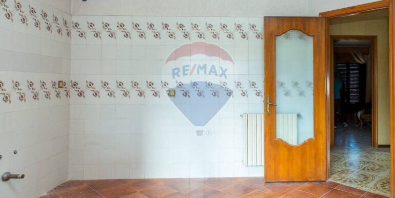 20251026181028-966487-15