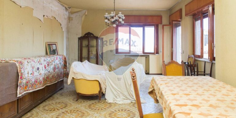 20251026181047-966487-22