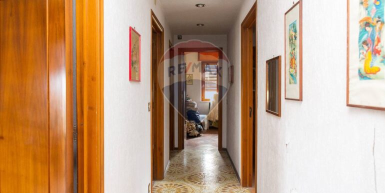 20251026181108-966487-29