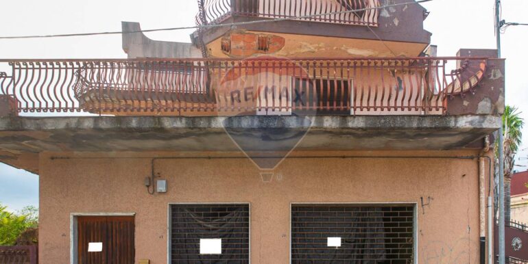 20251026181251-966487-66