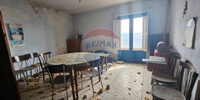 20251028151837-996740-7