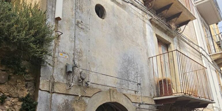 20251028151907-996740-17