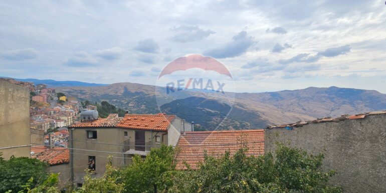 20251028151920-996740-21