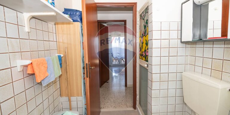 20241031185135-900421-12