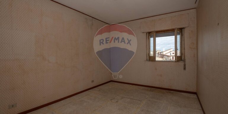 20241203202132-906893-9