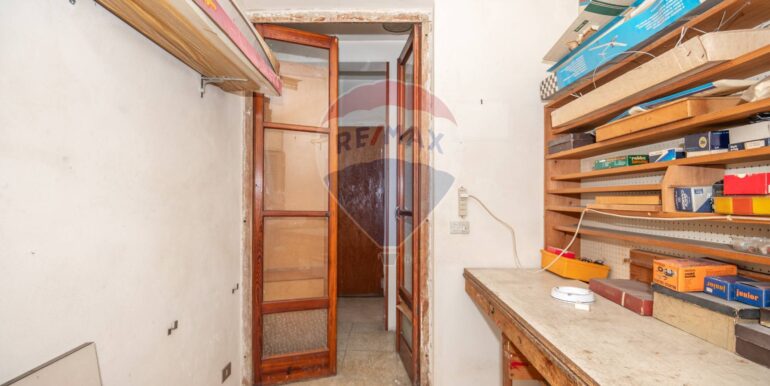 20241203202135-906893-10