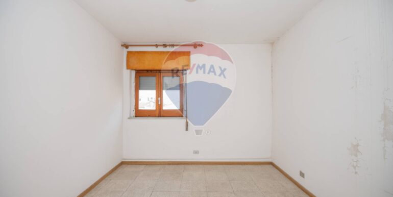 20241203202143-906893-12