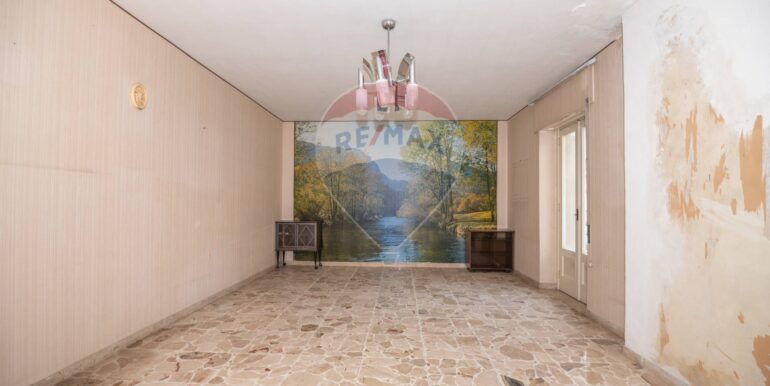 20241203202214-906893-18