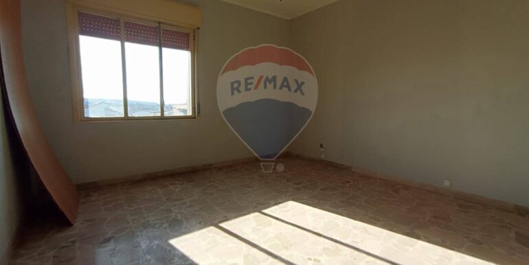 2025010885418-917770-3