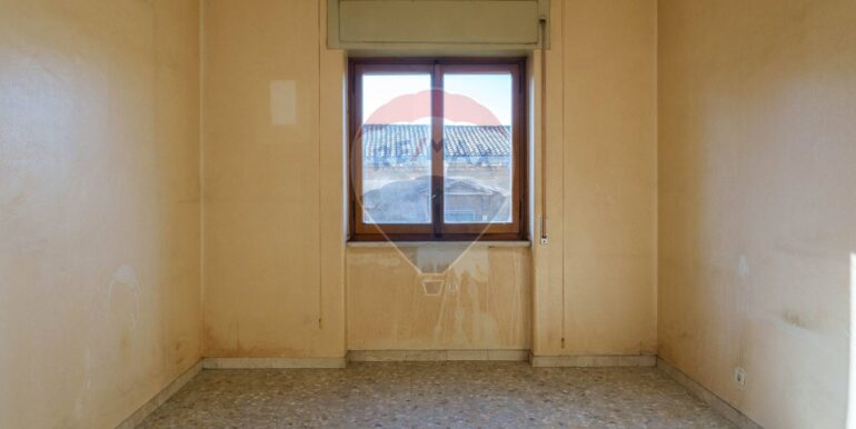 20250116183315-919510-11