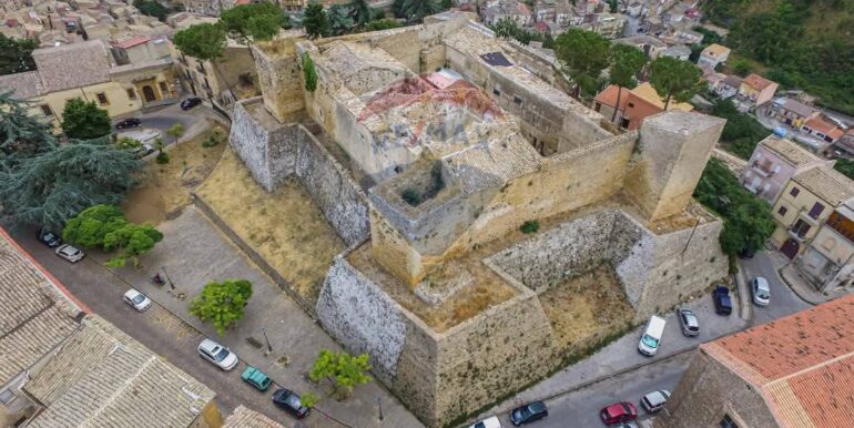 20250120233632-920146-18