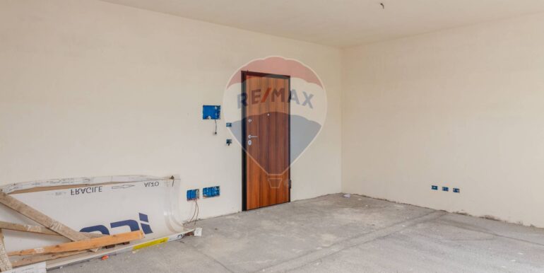 20250125163052-921229-17