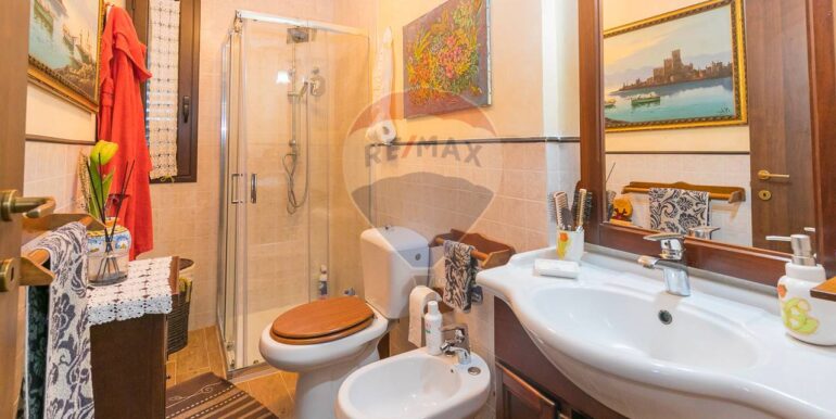 2025012581444-922354-9