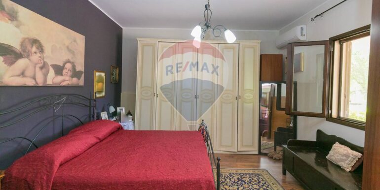 2025012581454-922354-15