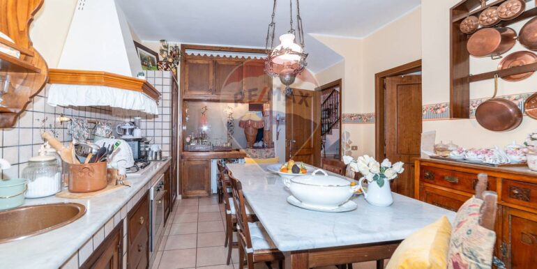 20250131190522-924175-11