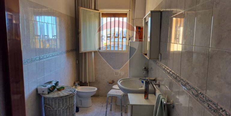 20250206163214-914774-21