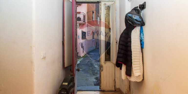 20250224175714-932161-4