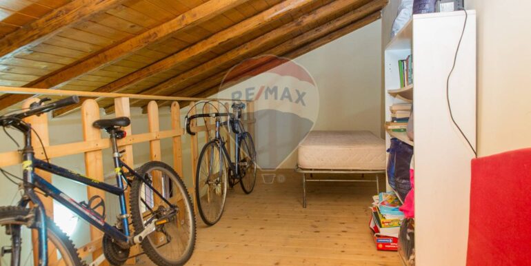 20250224175728-932161-13