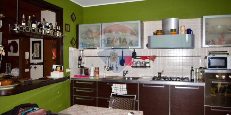 20250303183347-933660-2