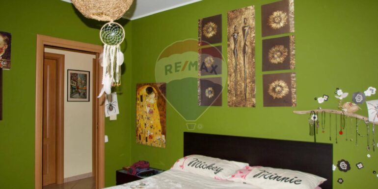 20250303183354-933660-8