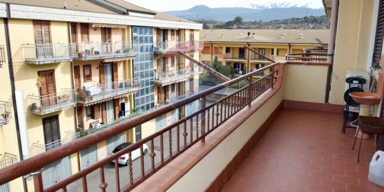 20250303183400-933660-13