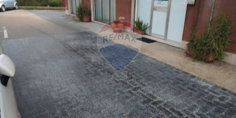 20250304180919-933902-3