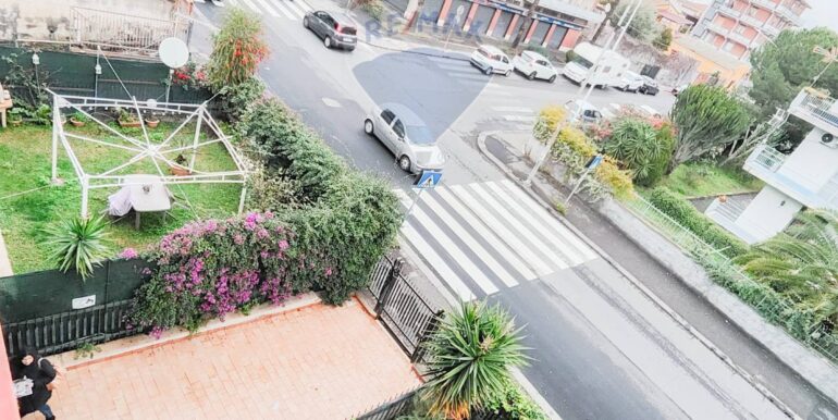 20250305165827-934142-11