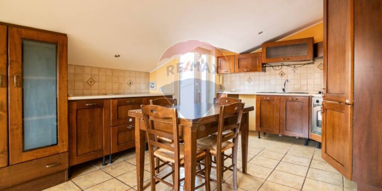 20250307175821-933049-1