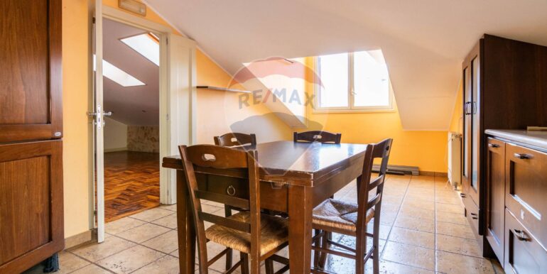 20250307180058-933049-6